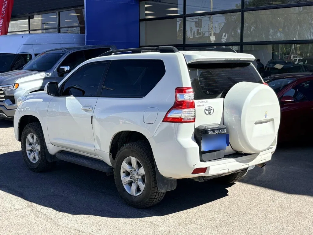 Toyota Land Cruiser Prado 2.7 Limited 4x4 At 3p año 2017