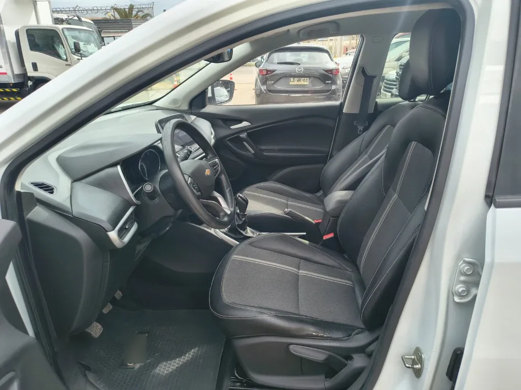 Chevrolet Tracker 1.2t Ltz Fwd Mt 5p año 2021