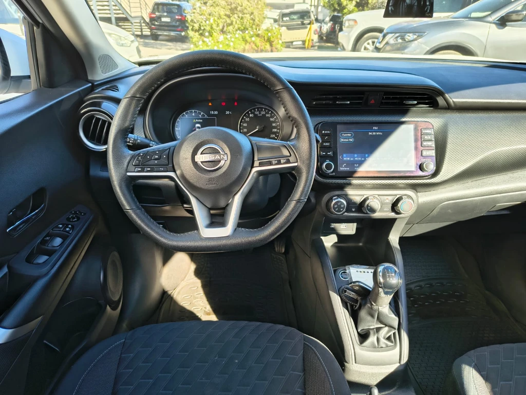 Nissan Kicks 1.6 Advance 4x2 Mt 5p año 2023