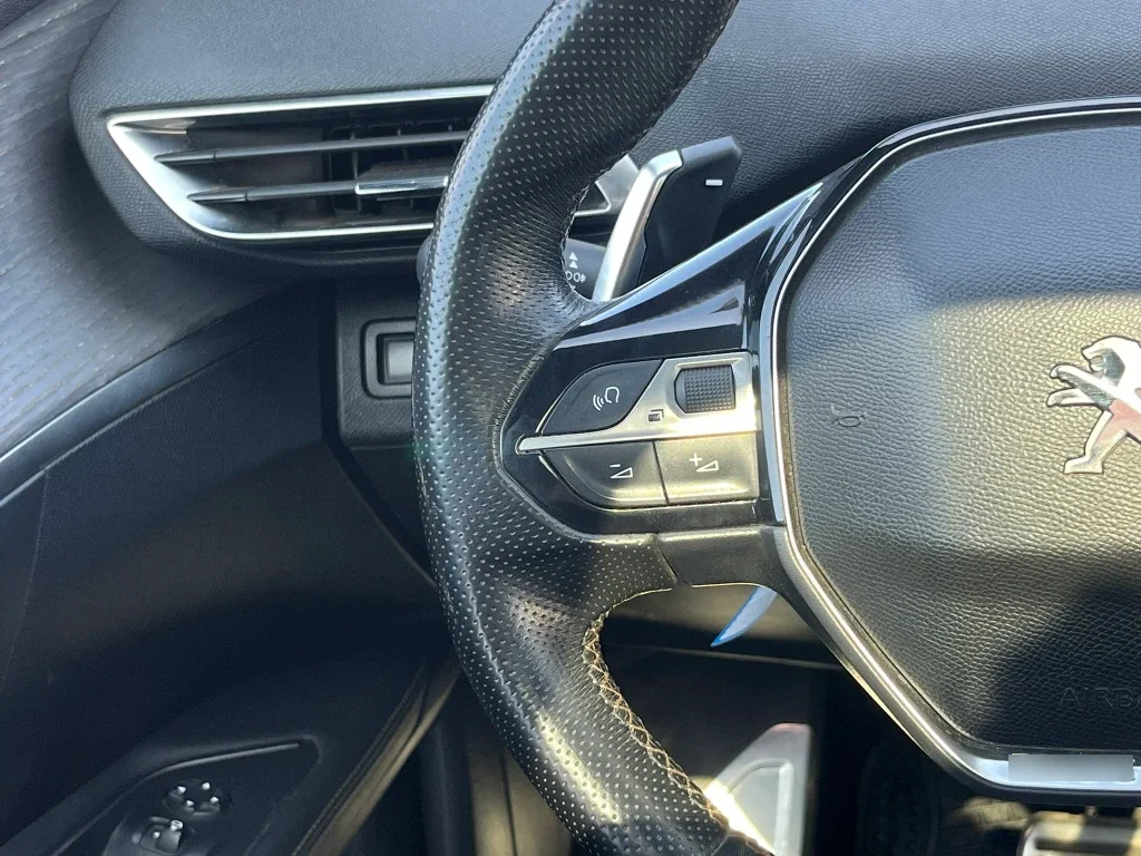 Peugeot 3008 2.0 Gt Bluehdi 4x2 180 Eat8 5p año 2020