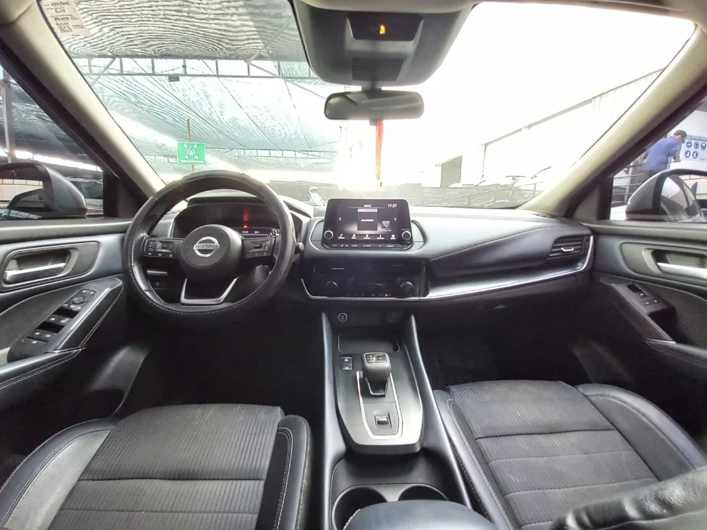 Nissan Qashqai 1.3t Advance 2wd Cvt At 5p año 2023
