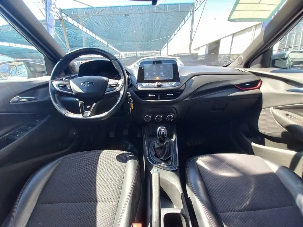 Chevrolet Onix 1.0t Rs Mt 5p año 2022