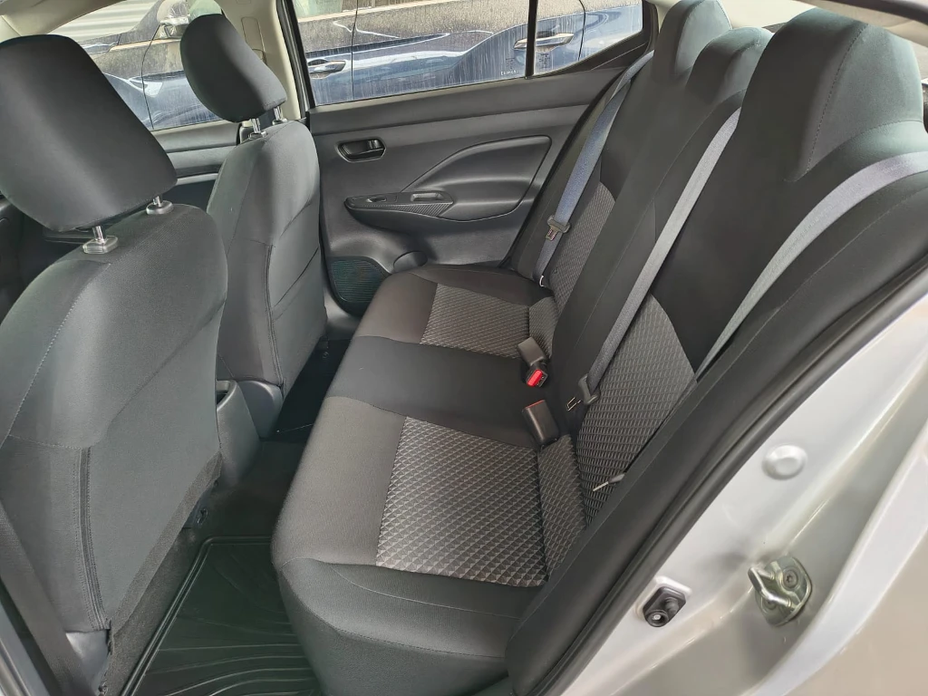 Nissan Versa 1.6 Sense 4x2 Mt 4p año 2025