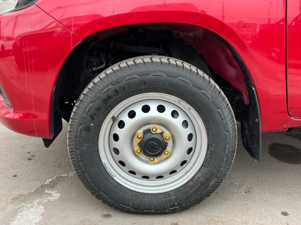 Toyota Hilux Dc 4x4 2.4 D Dx Mt año 2024