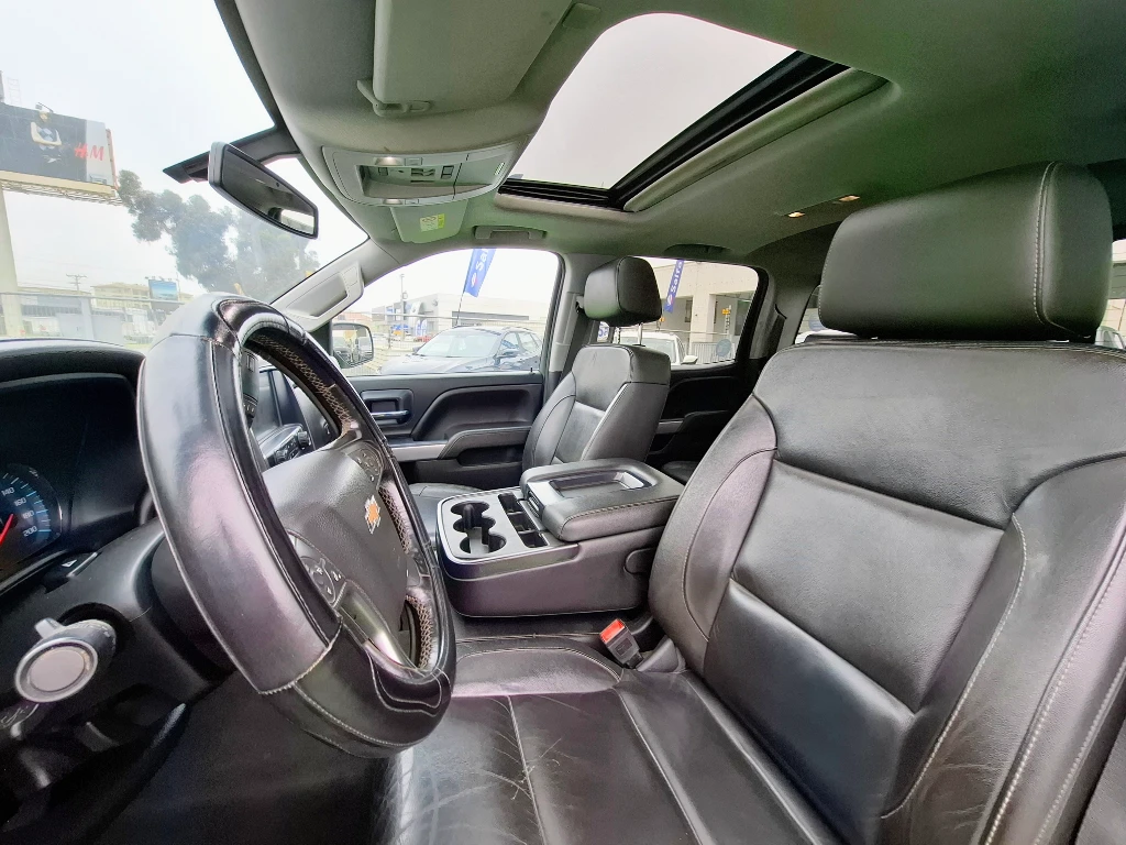 Chevrolet Silverado 5.3 Lt 4wd Ext Z71 Dob. Cab. At 4p año 2019