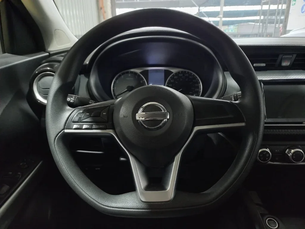 Nissan Kicks 1.6 Sense 4x2 Mt 5p año 2021