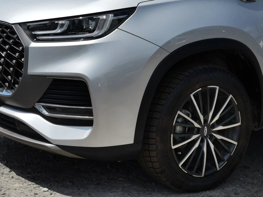 Chery Tiggo 8 Pro 2.0 Tgdi Glx Pro Max Awd At 5p año 2024