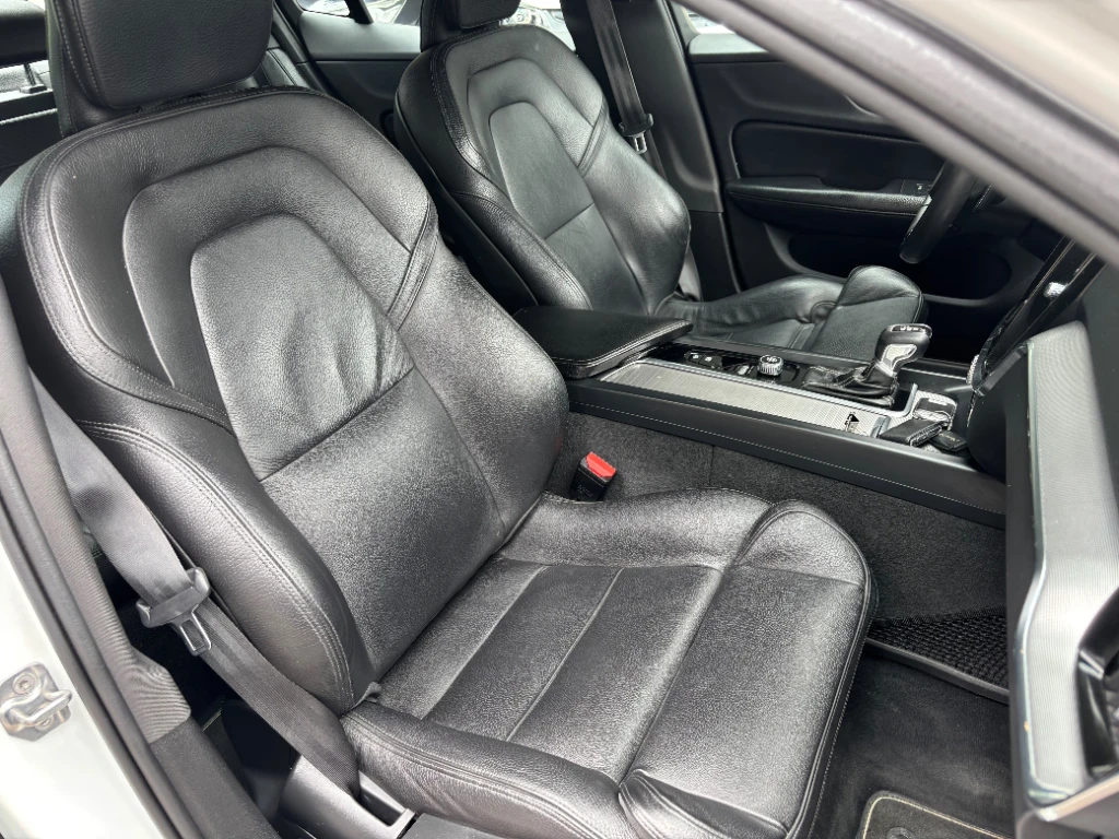 Volvo S60 2.0 T4 R-Design At año 2020