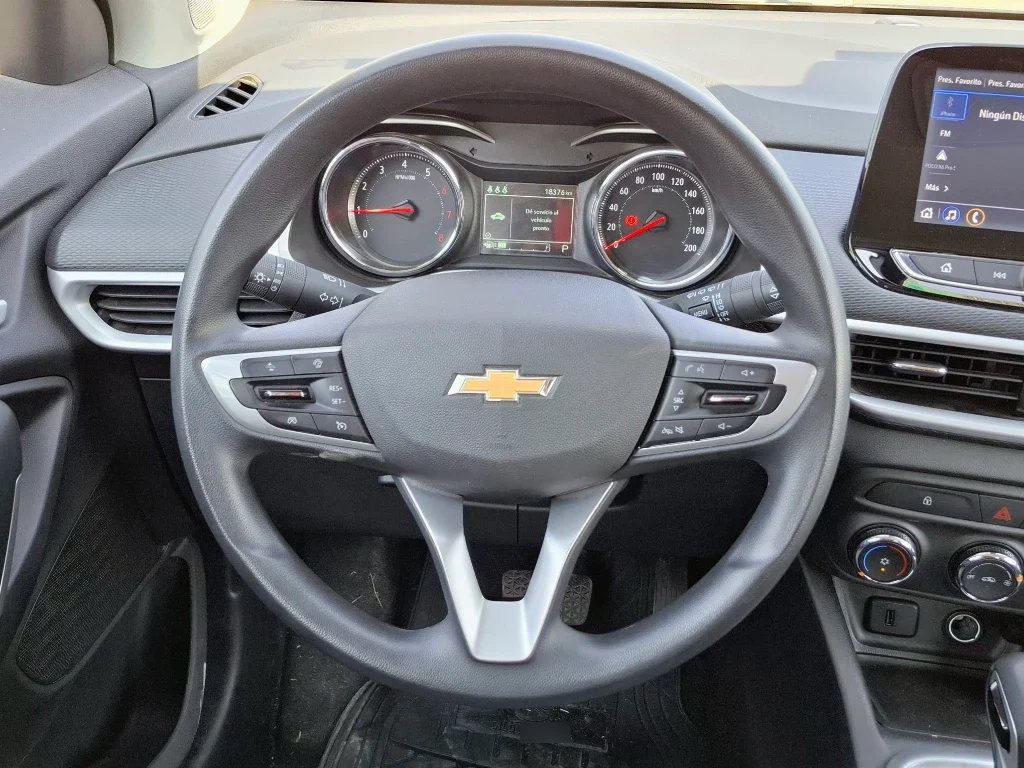 Chevrolet Tracker 1.2t Ltz R 4x2 At 5p año 2025