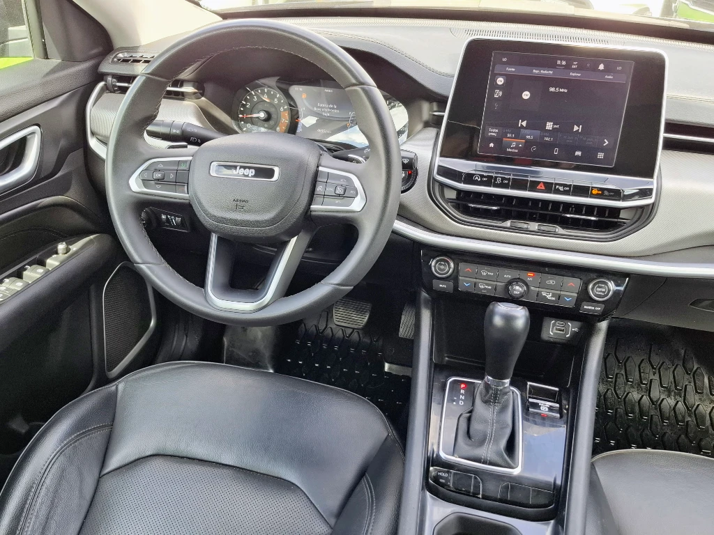Jeep Compass 1.3 Longitude 4x2 At 5p año 2023