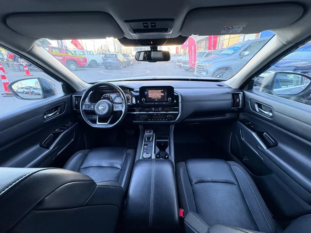 Nissan Pathfinder 3.5 Exclusive 4wd Cvt At 5p año 2024