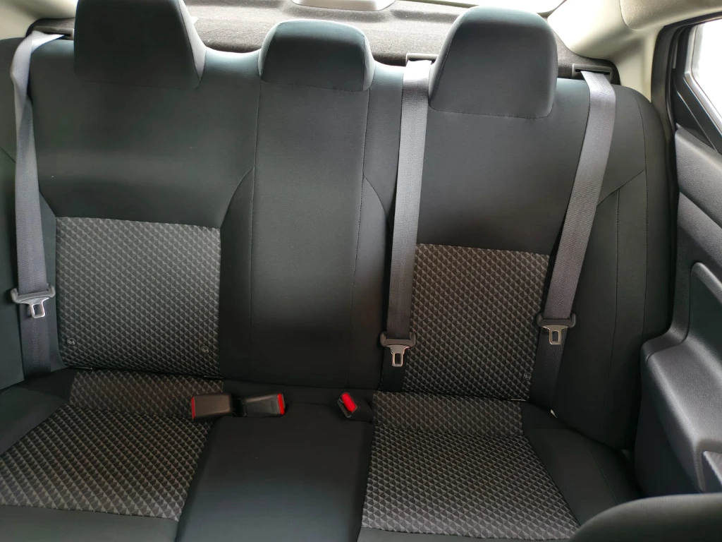 Nissan Versa 1.6 Sense 4x2 Mt 4p año 2025