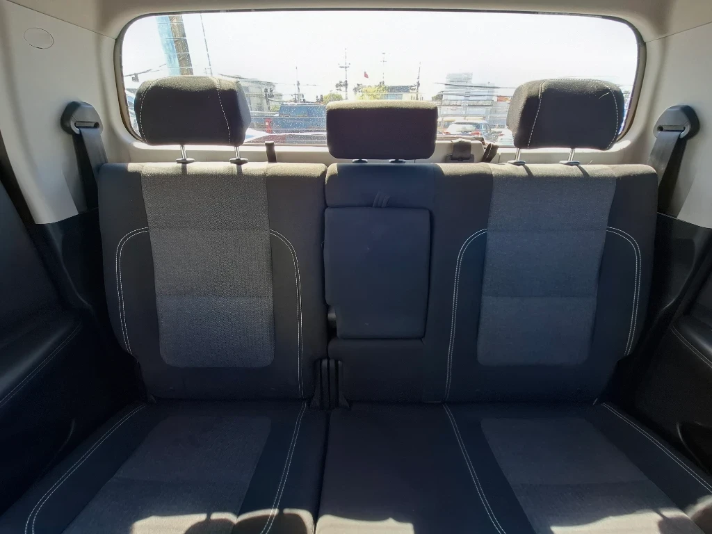 Peugeot Landtrek 2.2 Action4 Bluehdi Diesel 4x4 180hp At 4p año 2024