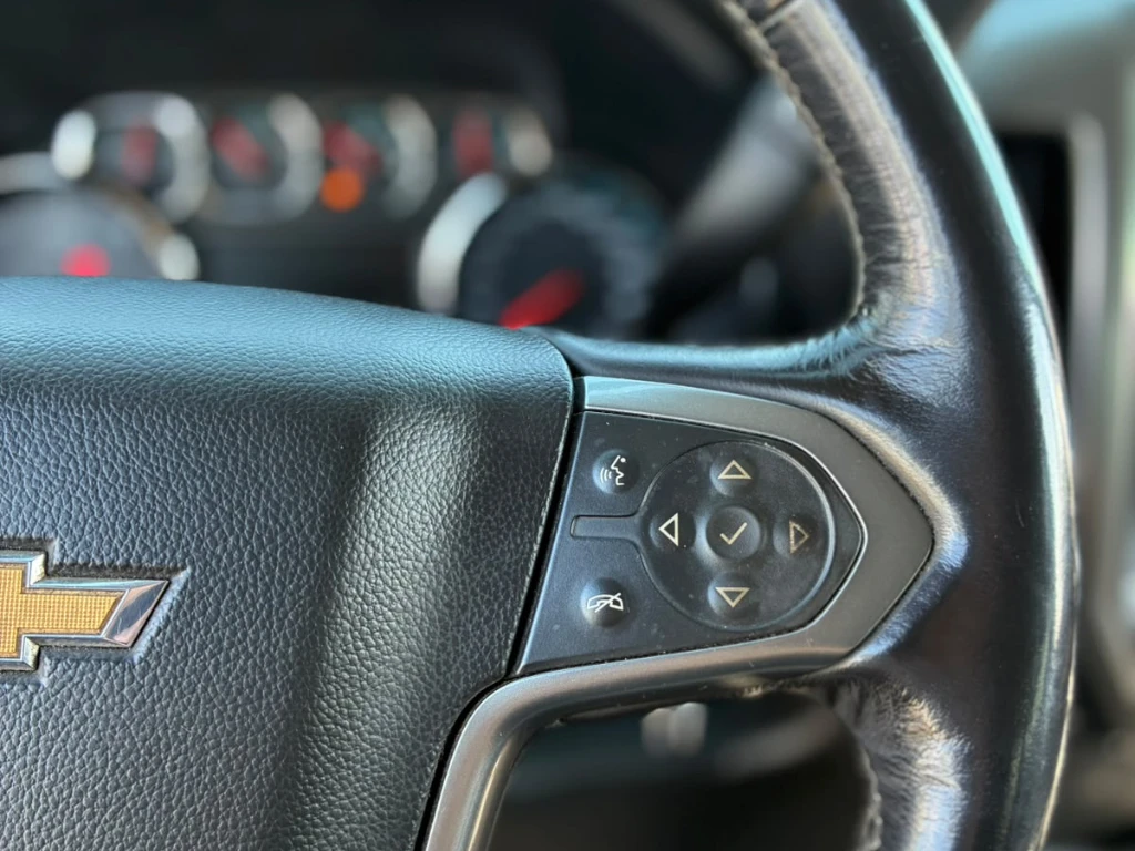 Chevrolet Silverado 5.3 Ltz 4wd Cc Dob Cab At 4p año 2019