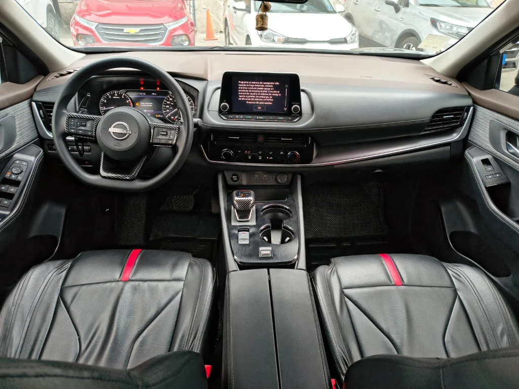 Nissan X-Trail 2.5 Sense 4x2 3row Cvt At 5p año 2024