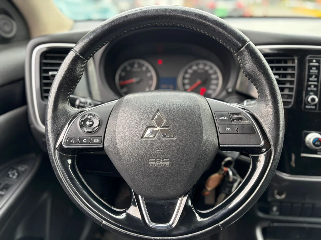 Mitsubishi Outlander 2.0 4x2 Mt 5p año 2021