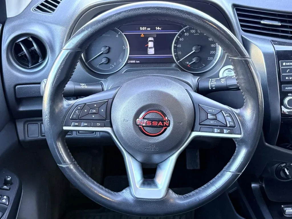 Nissan Navara 2.3d Pro4x Diesel 4x4 Dob.cab. At 4p año 2024