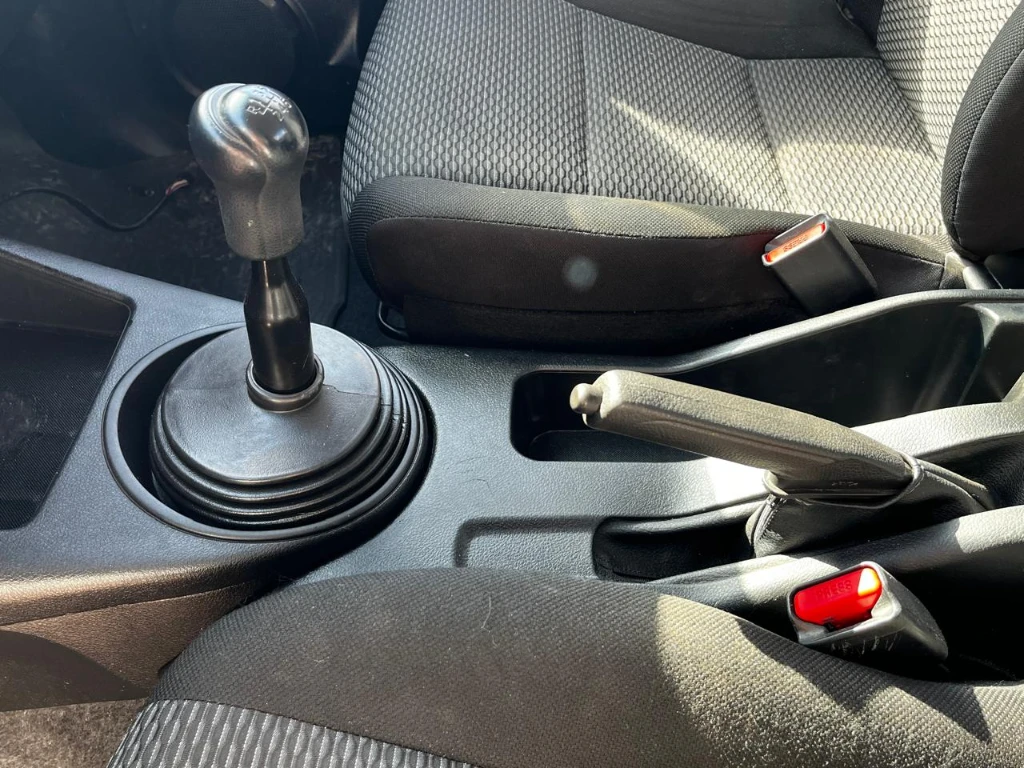 Toyota Hilux Dc 4x4 2.4 D Dx Mt año 2023