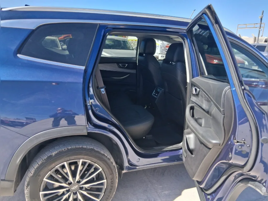 Chery Tiggo 8 Pro 2.0 Tgdi Glx Pro Max Awd At 5p año 2024