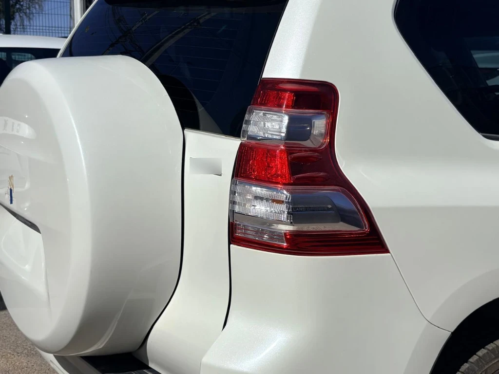 Toyota Land Cruiser Prado 2.7 Limited 4x4 At 3p año 2017