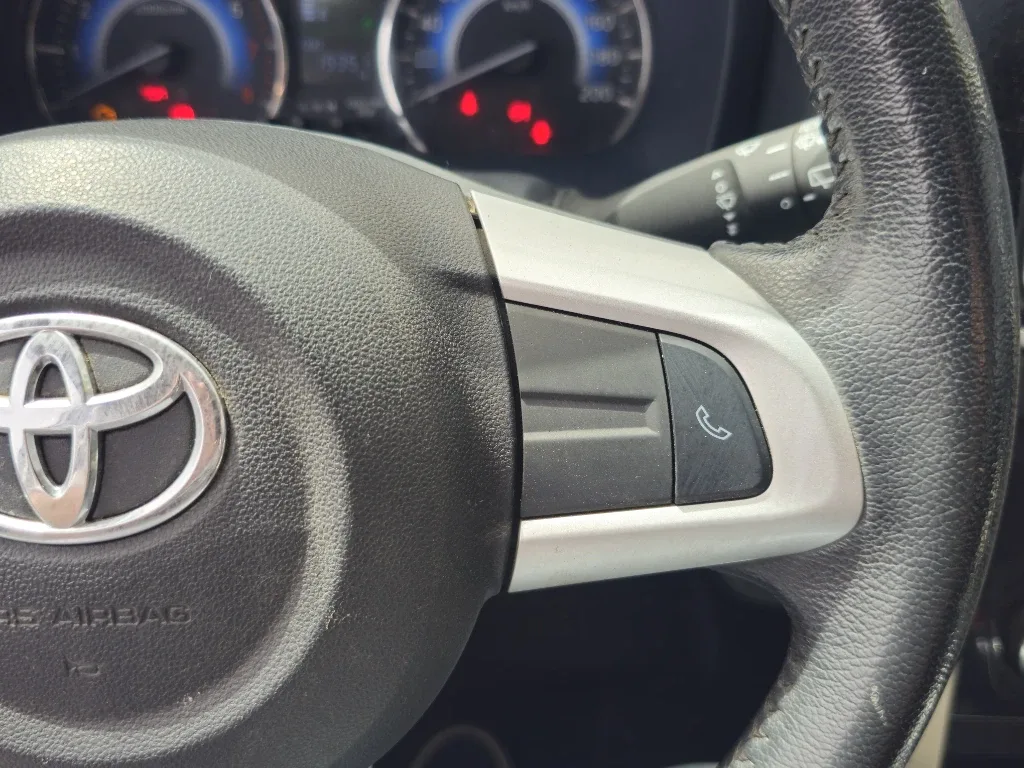 Toyota Rush 1.5 Xei 4x2 Mt 5p año 2023