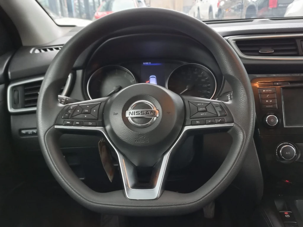 Nissan Qashqai 2.0 Sense Multimedia 4x2 Mt 5p año 2021