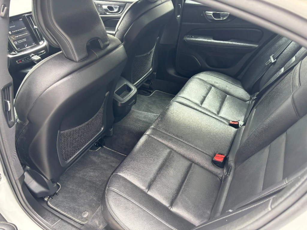 Volvo S60 2.0 T4 R-Design At año 2020