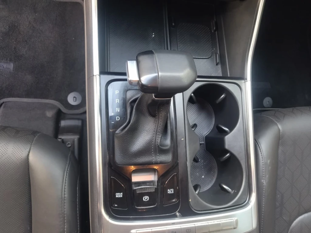 Kia Carnival 2.2 Ex Diesel 4x2 8at 5p año 2025