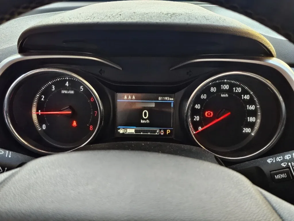 Chevrolet Tracker 1.2t Premier Fwd At 5p año 2021
