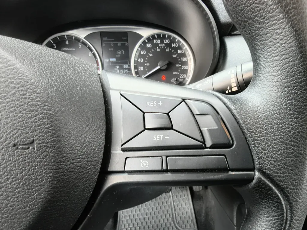 Nissan Versa 1.6 Sense 4x2 Mt 4p año 2025