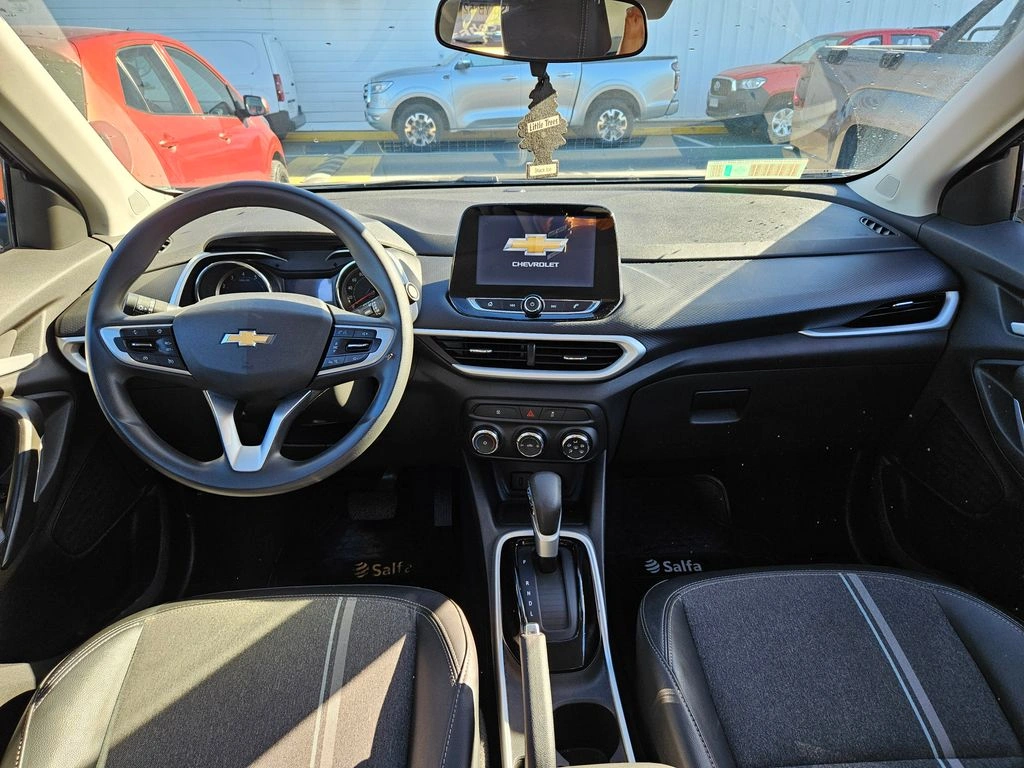 Chevrolet Tracker 1.2t Ltz R 4x2 At 5p año 2025