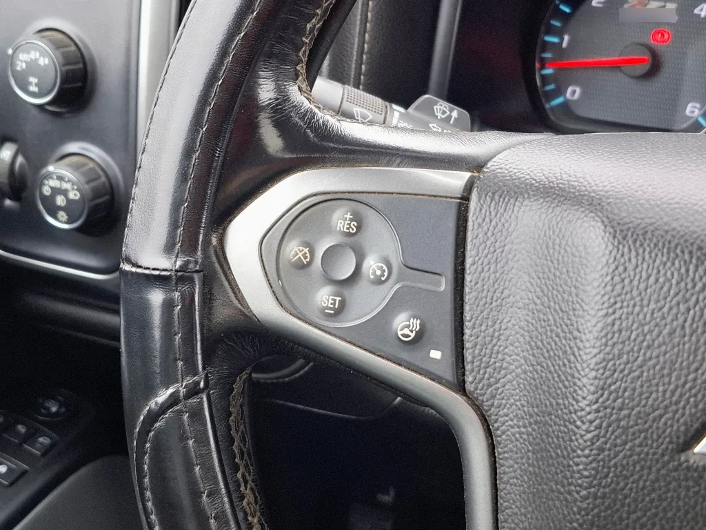 Chevrolet Silverado 5.3 Lt 4wd Ext Z71 Dob. Cab. At 4p año 2019