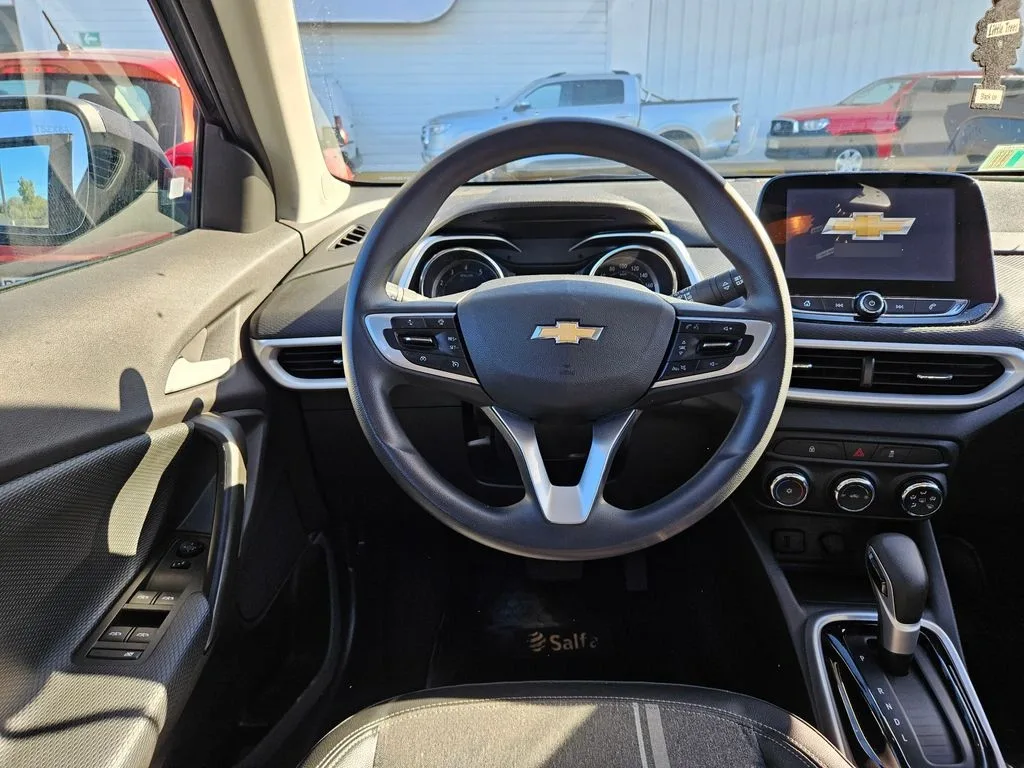 Chevrolet Tracker 1.2t Ltz R 4x2 At 5p año 2025
