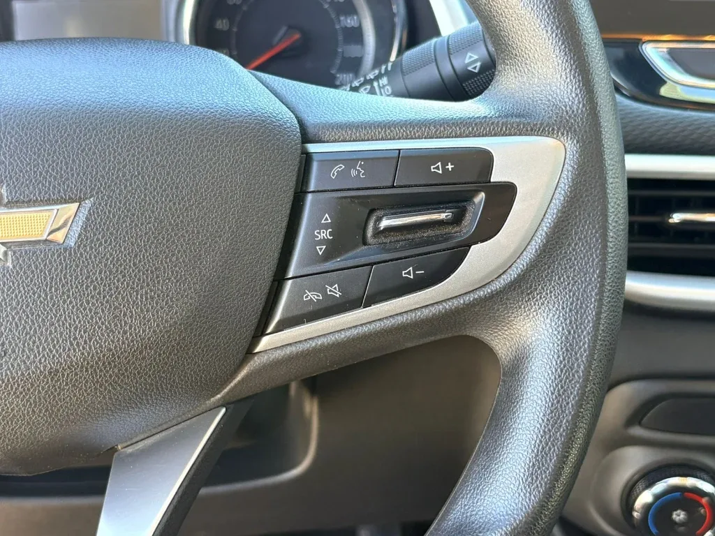 Chevrolet Tracker 1.2t Ltz R 4x2 At 5p año 2025