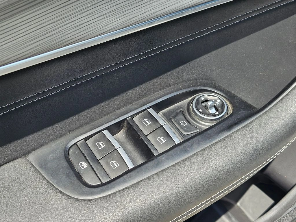 Chery Tiggo 8 Pro 2.0 Tgdi Glx Pro Max Awd At 5p año 2024