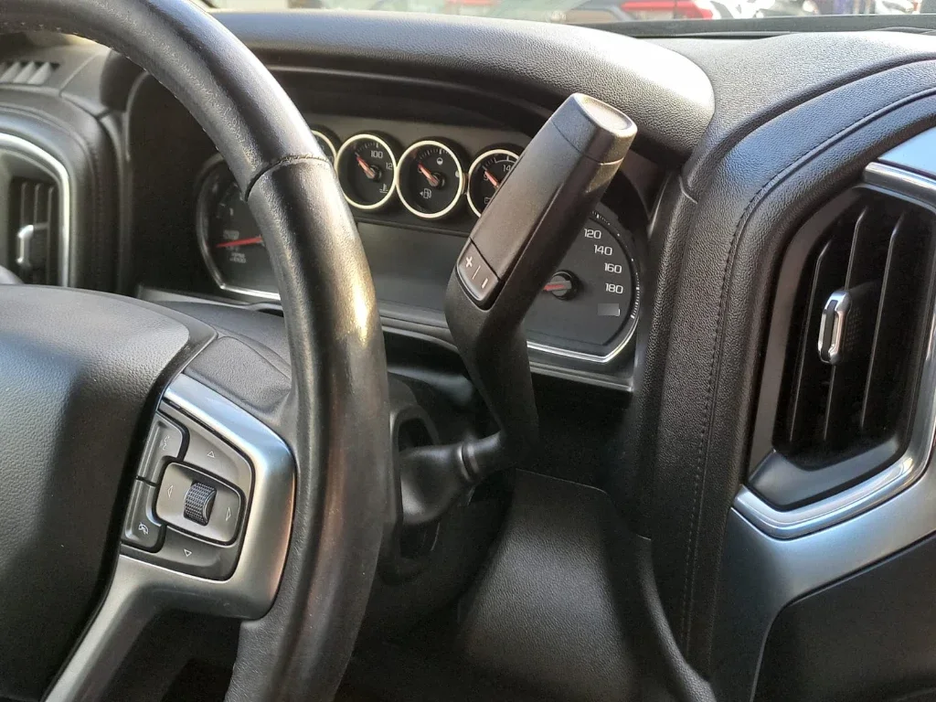 Chevrolet Silverado 5.3 Lt Trailboss Z71 4x4 At 4p año 2022
