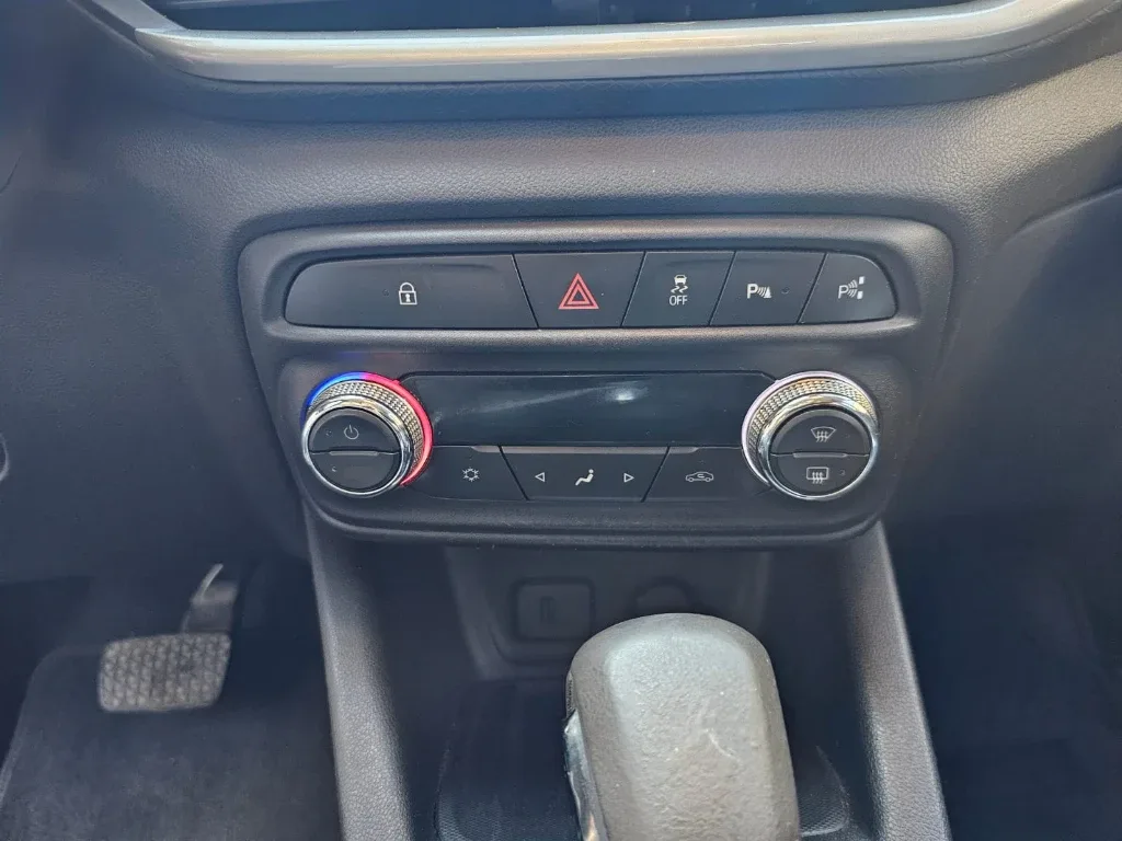 Chevrolet Tracker 1.2t Premier Fwd At 5p año 2021
