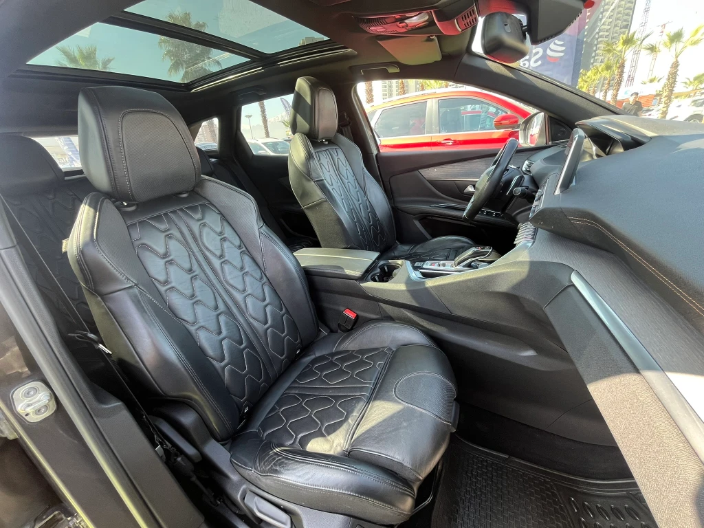 Peugeot 3008 2.0 Gt Bluehdi 4x2 180 Eat8 5p año 2020