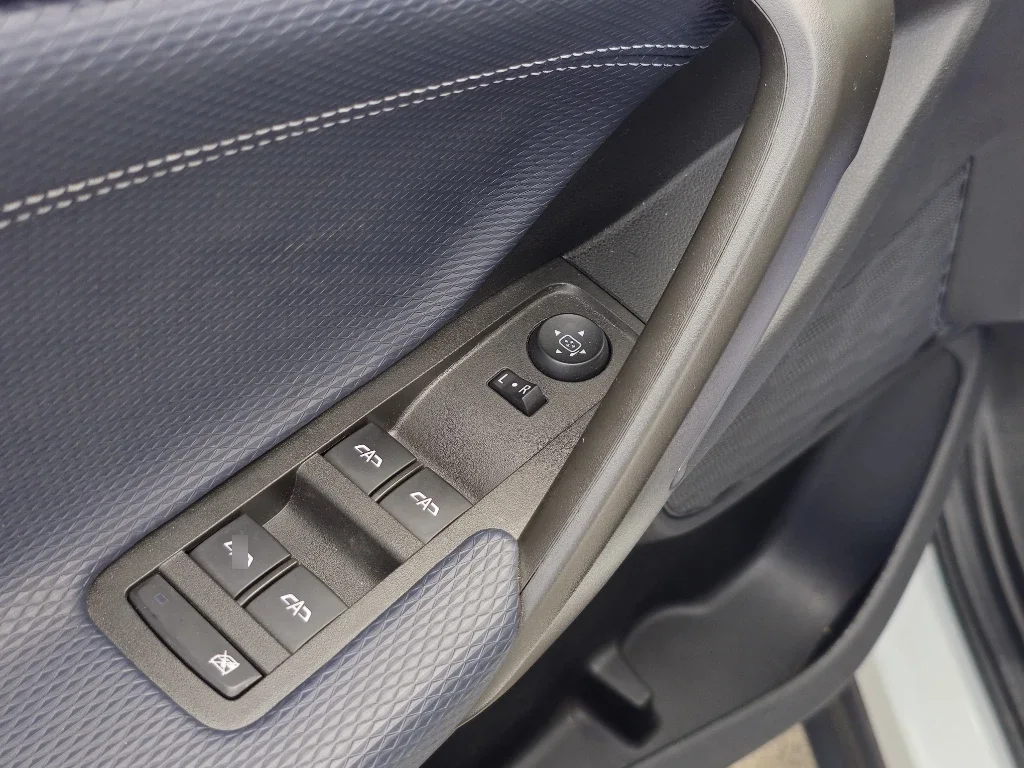 Chevrolet Tracker 1.2t Premier At S año 2025