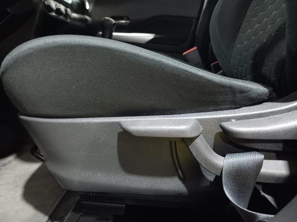 Nissan Kicks 1.6 Sense 4x2 Mt 5p año 2021