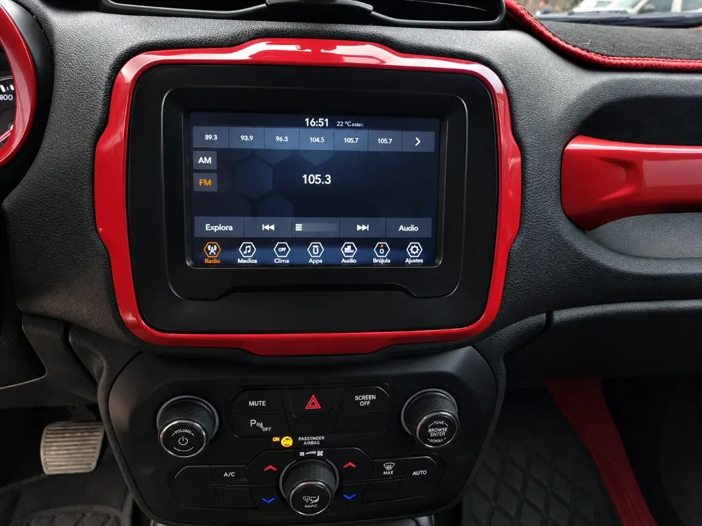 Jeep Renegade 1.8 Sport Lx 4x2 At 5p año 2022