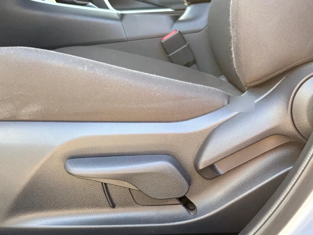 Toyota Rav4 2.0 Le 4x2 Cvt At 5p año 2023