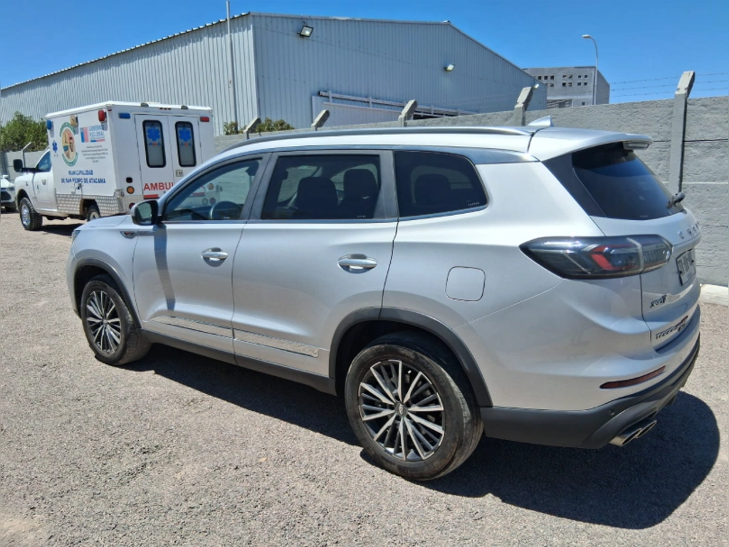 Chery Tiggo 8 Pro 2.0 Tgdi Glx Pro Max Awd At 5p año 2024