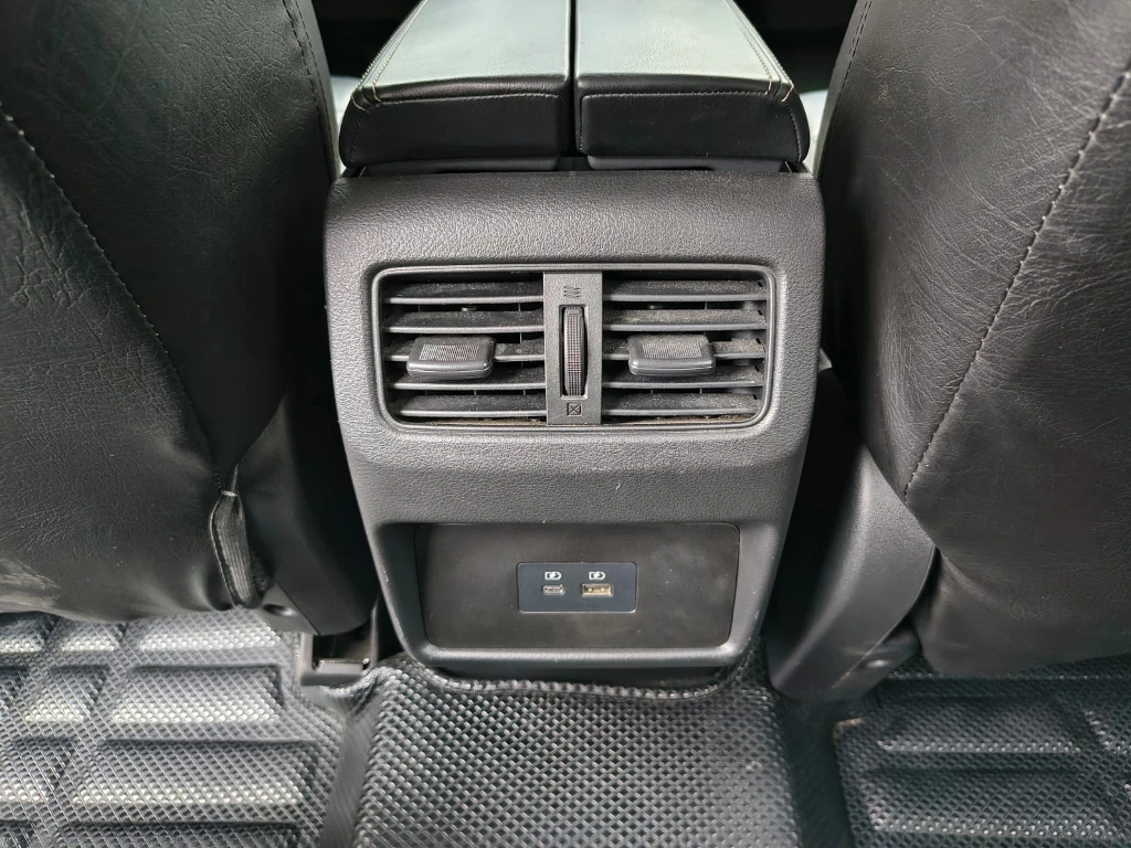 Nissan X-Trail 2.5 Sense 4x2 3row Cvt At 5p año 2024