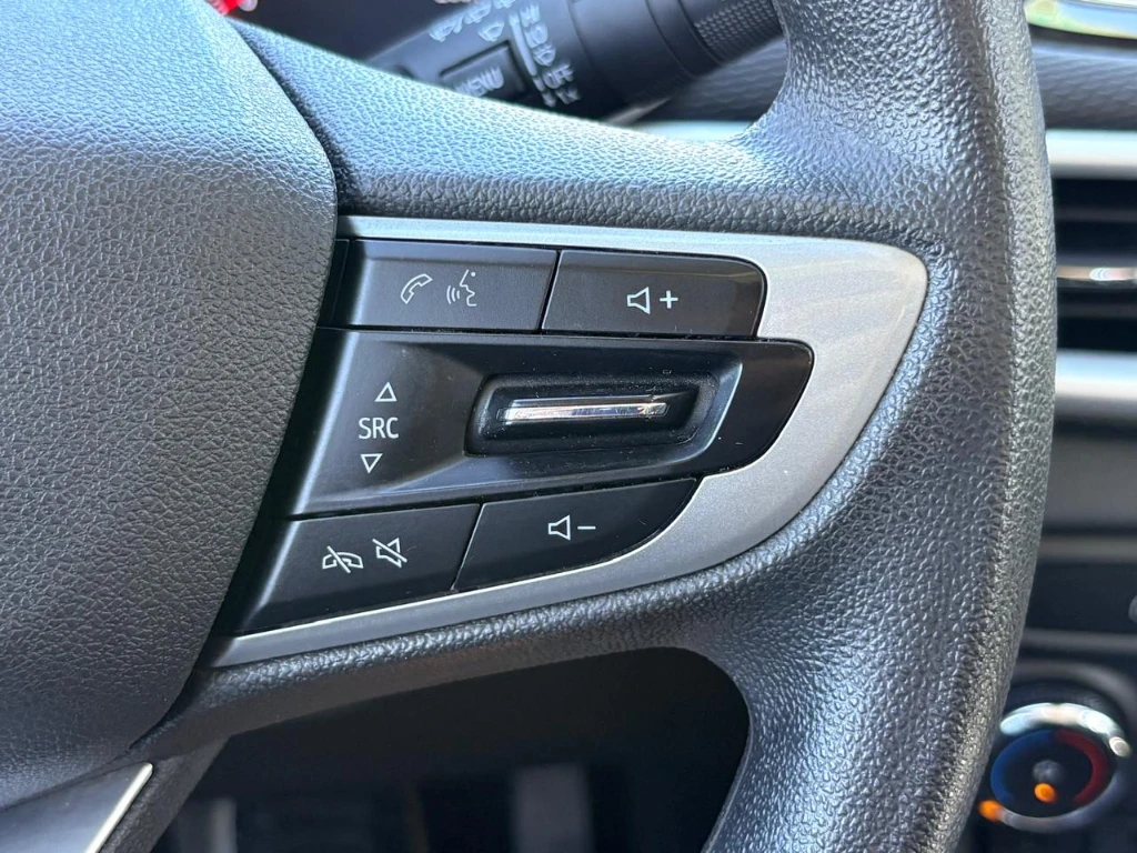 Chevrolet Tracker 1.2t Ltz R 4x2 At 5p año 2025