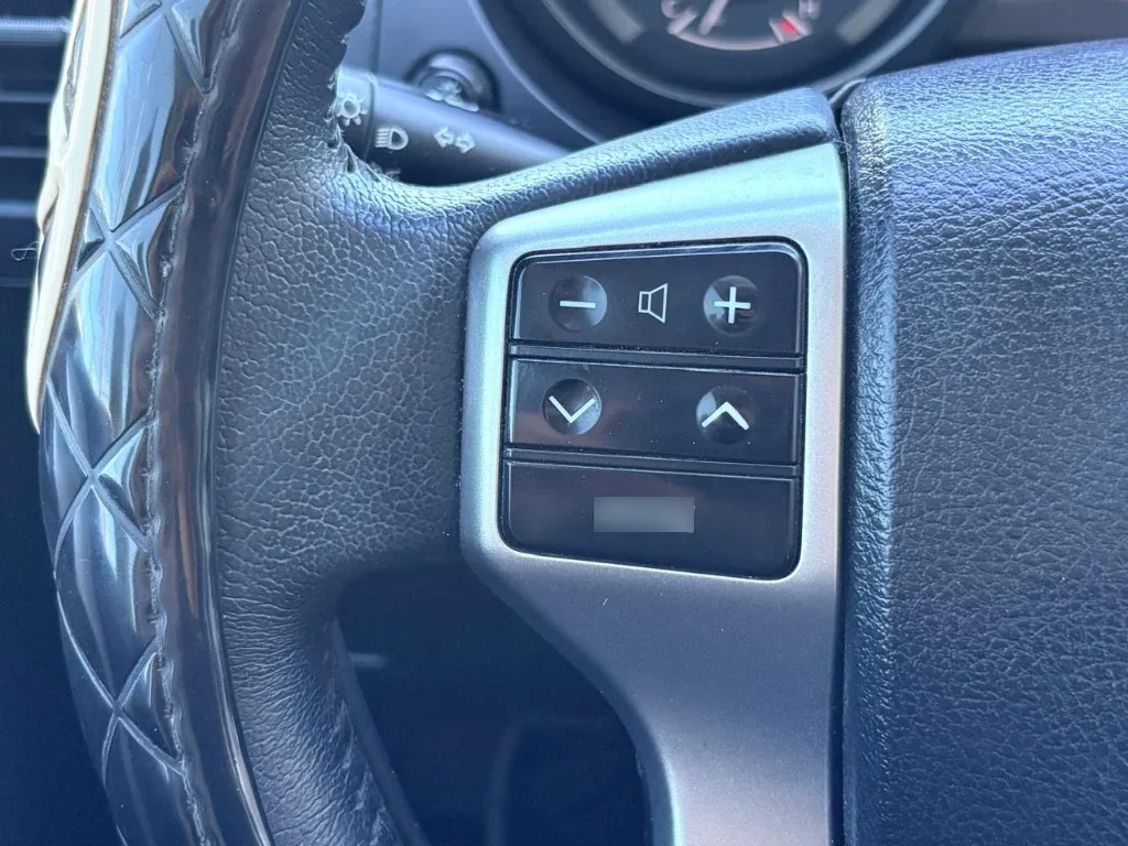 Toyota Land Cruiser Prado 2.7 Limited 4x4 At 3p año 2017