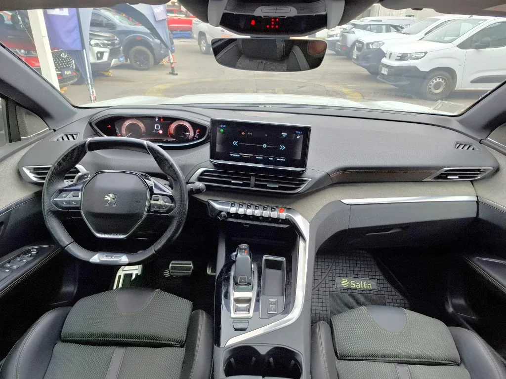 Peugeot 5008 1.5 Gt Bluehdi 4x2 130 Eat8 5p año 2022