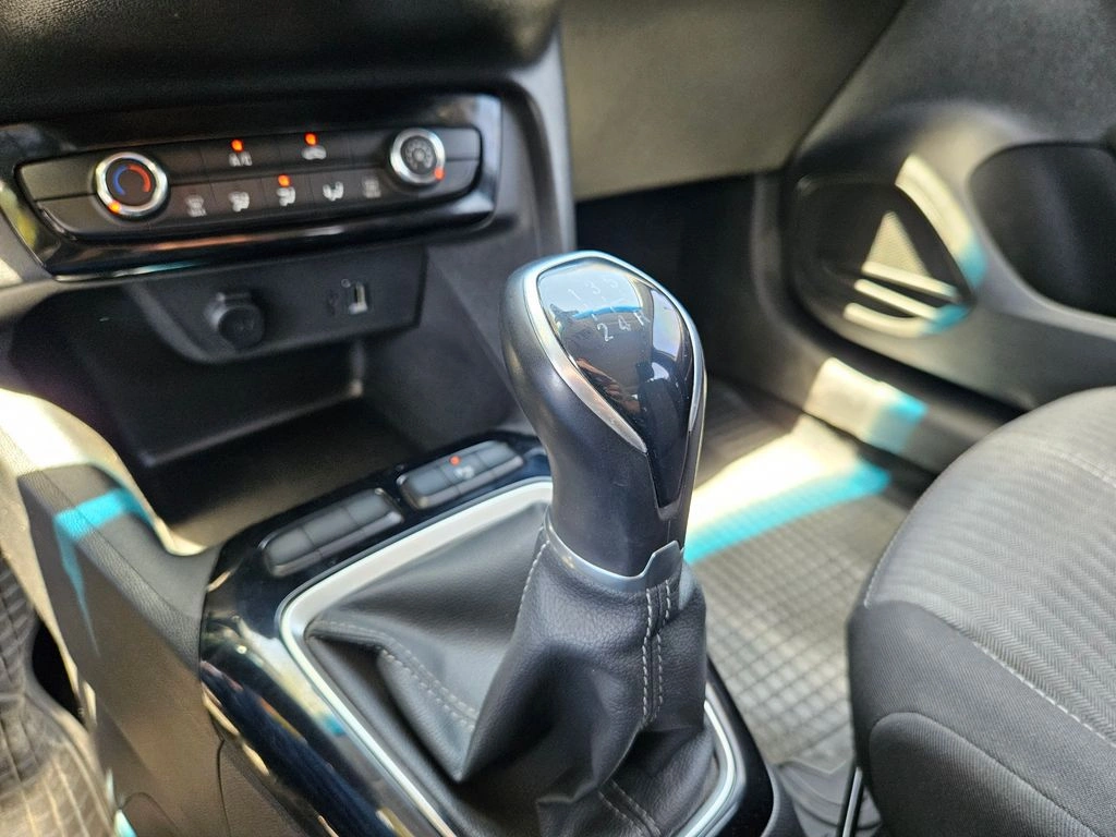 Opel Corsa 1.2 Edition 75hp 4x2 Mt5 5p año 2021