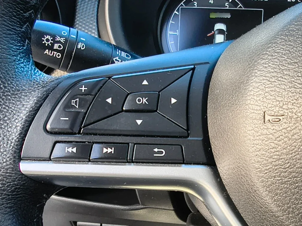 Nissan Kicks 1.6 Advance 4x2 Mt 5p año 2023