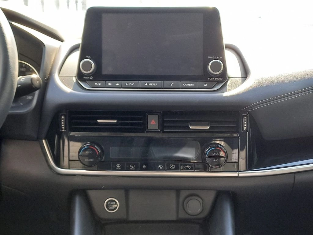 Nissan Qashqai 1.3t Advance 2wd Cvt At 5p año 2025